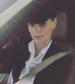 Ольга Фреймут обескуражила поклонников облегающим кожаным нарядом