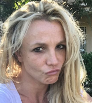 Поклонники раскритиковали новый сценический наряд Бритни Спирс