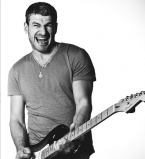 Арсен Мирзоян снял новый клип в Бангладеш