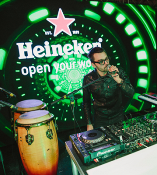 Презентация арт-проекта "Живи Музыкой, Следуй за Звездой" в рамках концепции бренда Heineken #liveyourmusic