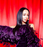 Словно птица: Екатерина Кухар восхитила зрителей "Танці з зірками" платьем в перьях