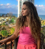 Купальники и мини-шорты: Яна Соломко улетела с семьей в Майами