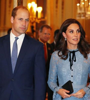 Кейт Миддлтон впервые вышла в свет после заявления о беременности