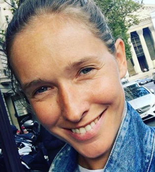 Без фильтров и фотошопа: Катя Осадчая показала натуральную красоту