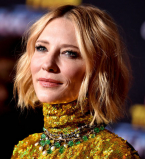 Чтобы все блестела: золотое платье Кейт Бланшетт назвали безвкусным
