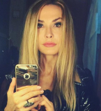 Стюардесса Ольга Сумская: актриса порадовала новым амплуа