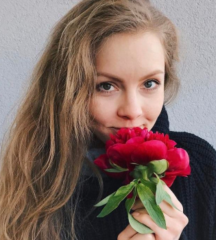 Алена Шоптенко отметила годовщину свадьбы