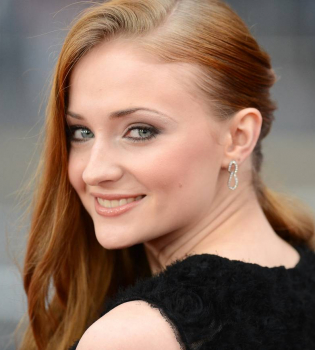 Софи Тернер выходит замуж