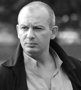 На 48-м году жизни скончался актер Дмитрий Марьяной