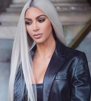 Фотофакт: Ким Кардашьян сделала двухлетнему сыну стильную прическу