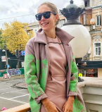 Катю Осадчую поздравляют с третьей беременностью