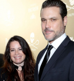 43-летняя звезда сериала Зачарованные Холли Мэри Комбс беременна четвертым ребенком