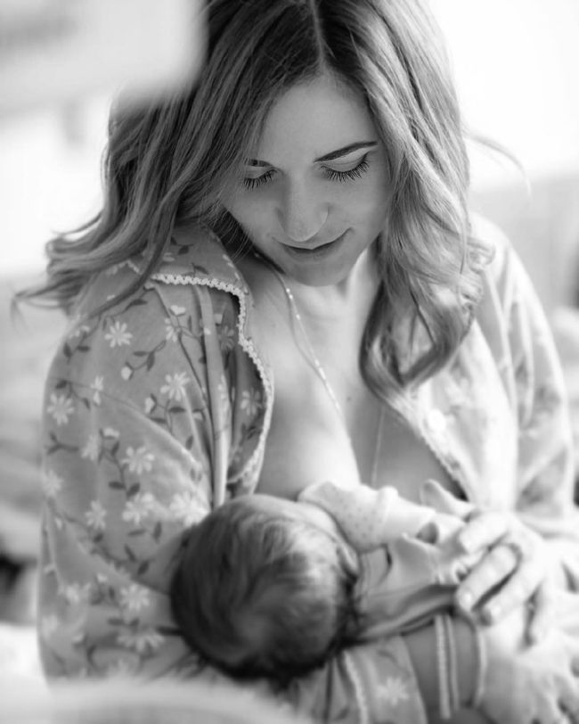 Звезда сериала Село на мільйон-2 Наталья Денисенко показала, как проводит время с новорожденным сыном