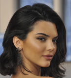 Кендалл Дженнер взорвала сеть сексуальным фото в ванной