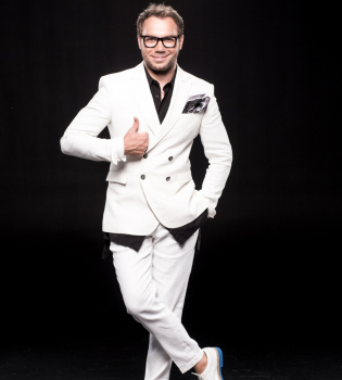 Andre Tan представляет гладильные системы Braun!