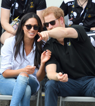 Принц Гарри и Меган Маркл покупают дом в Англии: а как же дворец?