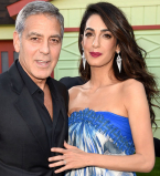 Всегда вместе: Джордж и Амаль Клуни блистают на премьере нового фильма