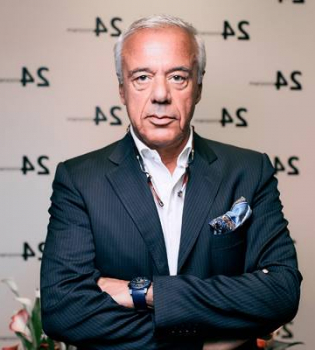 Итальянский дизайнер Гий Фулоп