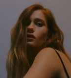 премьера нового клипа певицы Луна