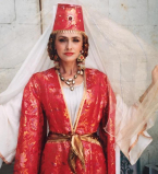 Ни капли не изменилась: Ольга Сумская порадовала архивными фото в образе Роксоланы