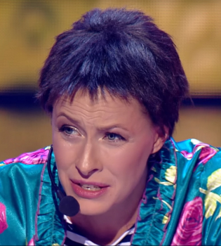 Квартал 95 спародировал Надежду Савченко в службе секс по телефону