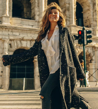 Жанна Бадоева поделилась редким фото взрослого сына Бориса