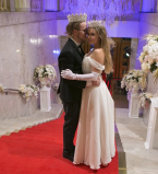 Как настоящие принц и принцесса: Лавка и Вова Борисенко блистают на балу