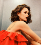 Мария Яремчук спела о своих жизненных драмах