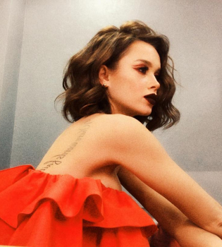 Мария Яремчук спела о своих жизненных драмах