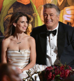 Молодая жена 59-летнего Алека Болдуина беременна четвертым ребенком!