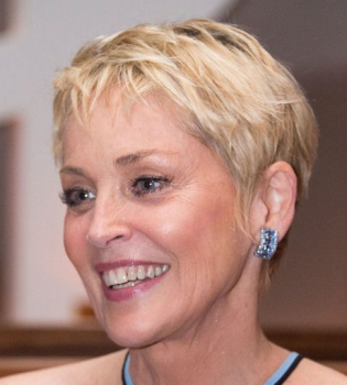 59-летняя Шэрон Стоун восхищает неувядающей красотой