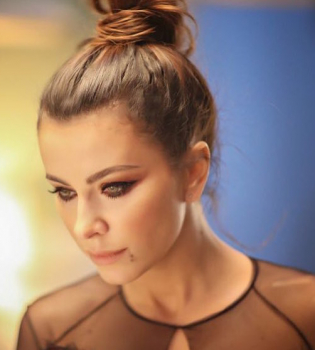 Какие кубики! Ани Лорак восхитила стальным прессом