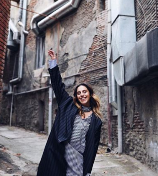 Семья - это все: Джамала поделилась редким фото с отцом