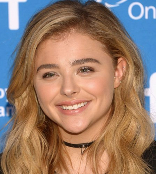 Хлоя Морец дала откровенное интервью о романе с Бруклином Бекхэмом и даже рассказала об отношениях с его мамой