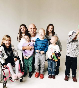 Звезды в проекте город добра