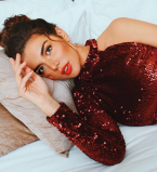 Какая фигура! Анна Седокова соблазняет аппетитными формами в нижнем белье