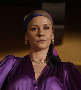 Не узнать: в сети появились первые фото Кэтрин Зета-Джонс в образе накробаронессы