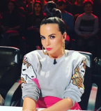 Настя Каменских взбудоражила публику сексуальным образом в прямом эфире &quot;Х-фактор&quot;