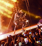 Макс Барских открыл праздник новогодних огней в Египте