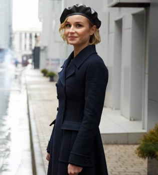 Неожиданно: Полина Гагарина побрилась налысо