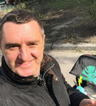 Дядя Жора покрестил самую младшую дочь