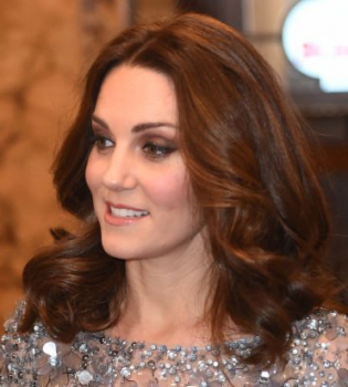 Кейт Миддлтон вышла в свет в сияющем платье Jenny Packham