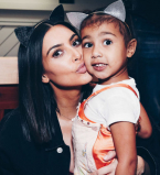 Одно лицо: Ким Кардашьян в детстве и ее дочь поразили невероятным сходством