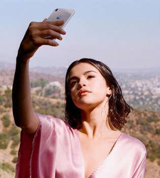 Селена Гомес, Криштиану Роналду, Бейонсе: Instagram назвал 10 самых популярных профилей в мире