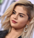 Селена Гомес впервые прокомментировала расставание с The Weeknd