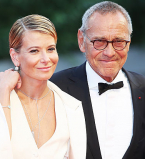 Юлия Высоцкая с мужем и сыном