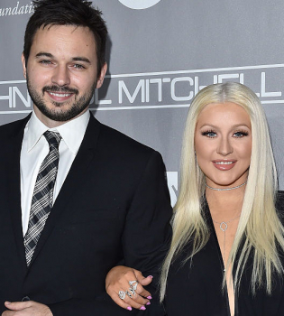 Кристина Агилера тайно вышла замуж - СМИ