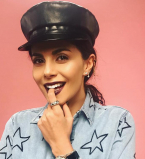 Мини-юбка и кожаные ботфорты: стильный образ Насти Каменских на &quot;Х-Факторе&quot;