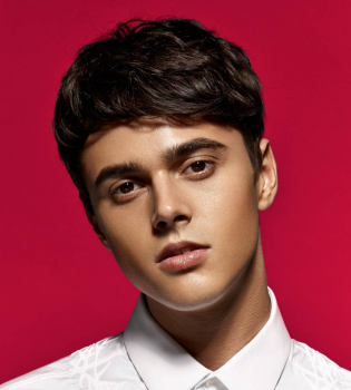 Держитесь, девушки: завидные холостяки в номинации &quot;Viva! Самые красивые-2018&quot;