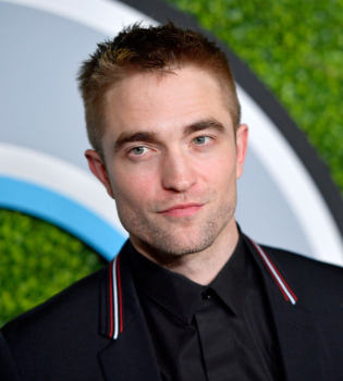 Роберт Паттинсон, Эмили Ратаковски, Кейтлин Дженнер: звезды блистают на вечеринке GQ